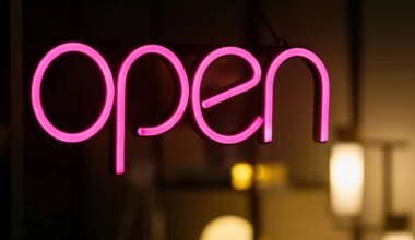 OPEN and CLOSED Victoria Day May 18 Toronto and southern Ontario cities