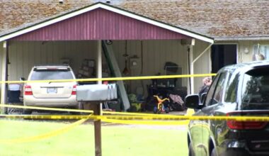 Police: Man with knife shot by officer after burglary call in Vancouver