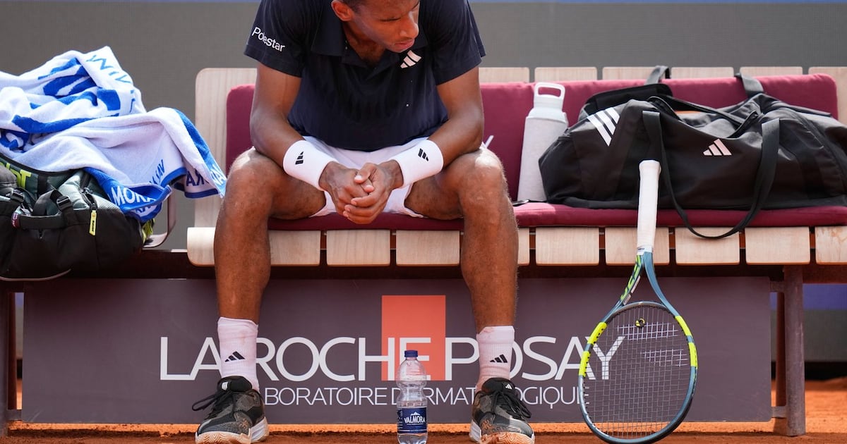 Felix Auger-Aliassime hampered by leg injury, ousted in Italian Open second round