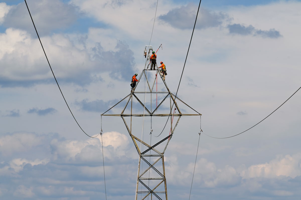 Ottawa’s great electricity ambitions run up against unambitious provinces