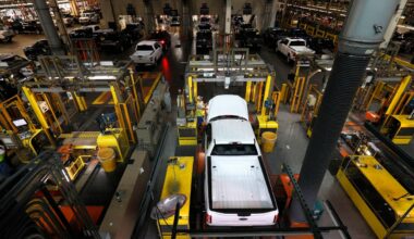 U.S. job growth beats expectations in April; unemployment rate steady at 4.3%