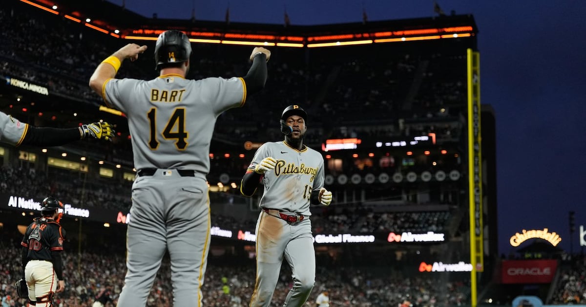 Pittsburgh Pirates get season-high 20 hits in blowout win against San Francisco Giants