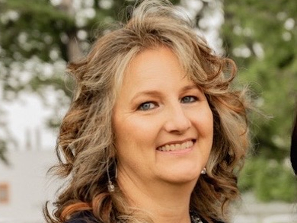 “It was on my bucket list”: Listener wins chance to visit family - PembinaValleyOnline.com