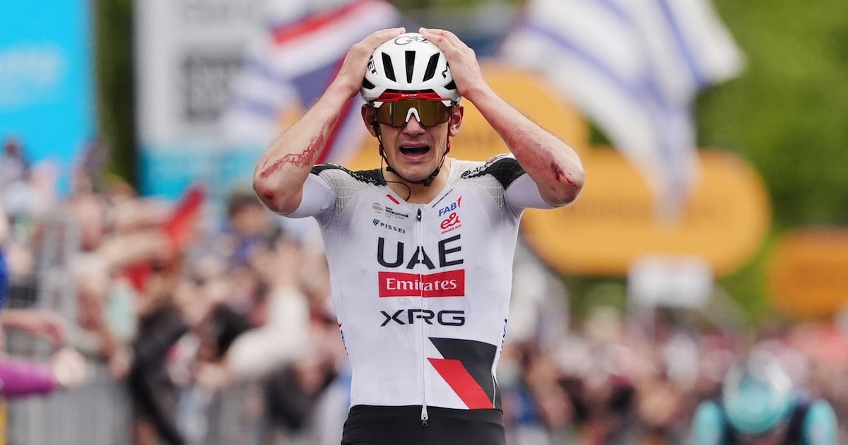 Giro d’Italia: Igor Arrieta wins Stage 5 after going wrong way