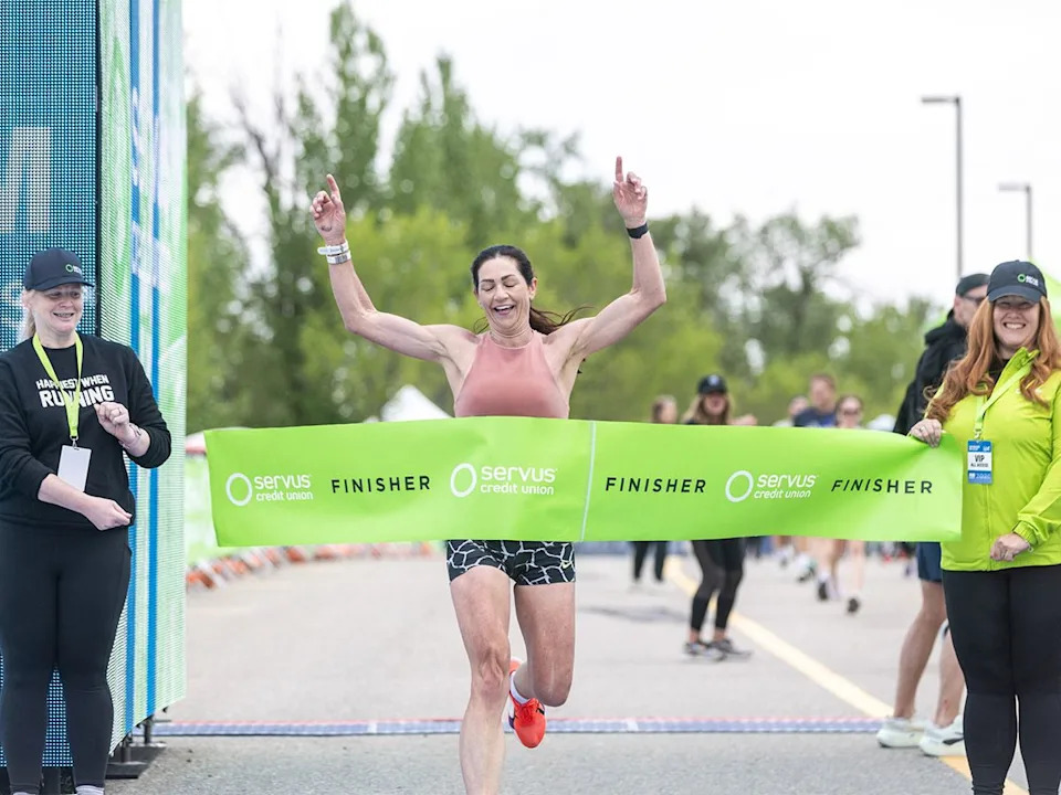 Michelle Spencer of Guelph, Ont. took first place in the Servus Calgary Marathon on Sunday, May 24, 2026 with a time of 2:48:39.