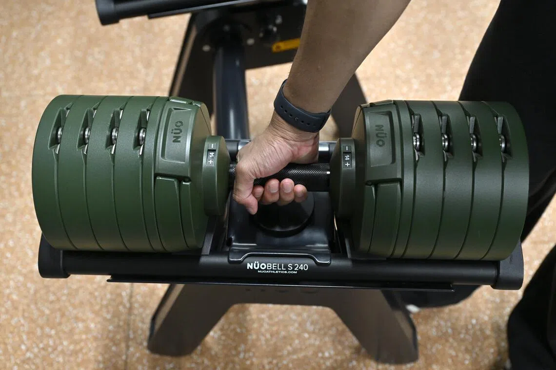 Nuobell adjustable dumbbells.