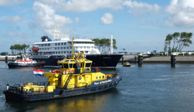 Hantavirus-stricken cruise ship docks in the Netherlands for disinfection
