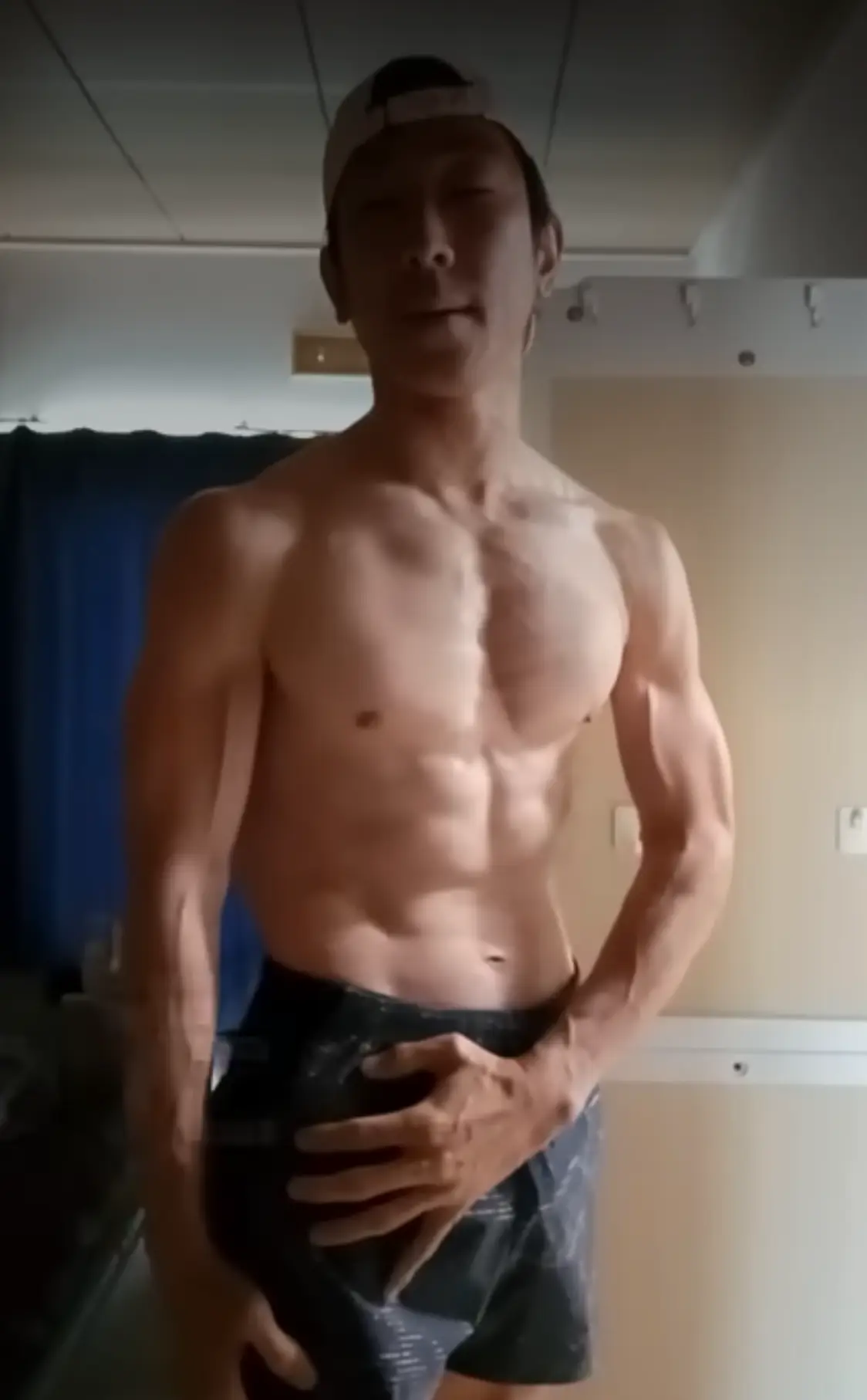 Tasuke's terrific transformation (YouTube)