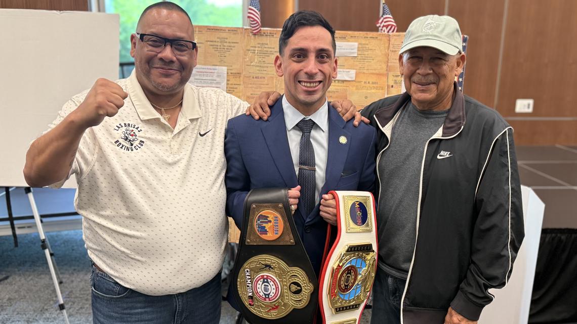 Three generations celebrate a boxing champion about to become a Dallas lawyer