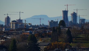 Vancouver's Oakridge Park mall to open May 28, part of 5-million-square-foot project