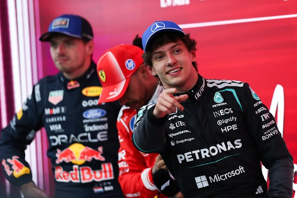 Lewis Hamilton, Ferrari, Max Verstappen, Red Bull Racing