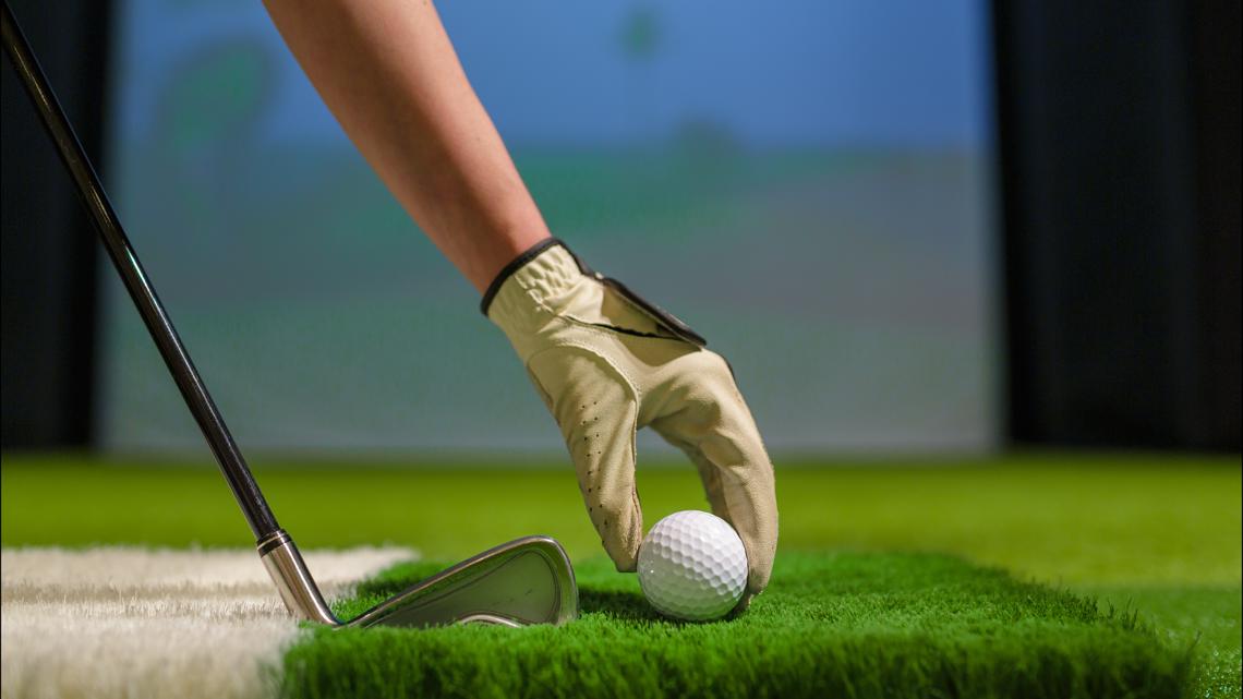 New indoor golf facility opens in Rossford