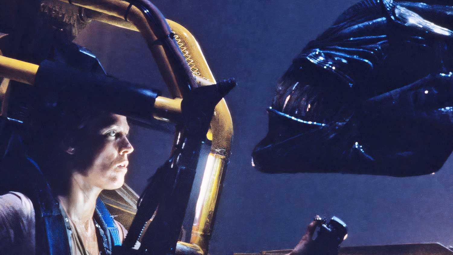 Ripley facing off against the queen xenomorph in Aliens.
