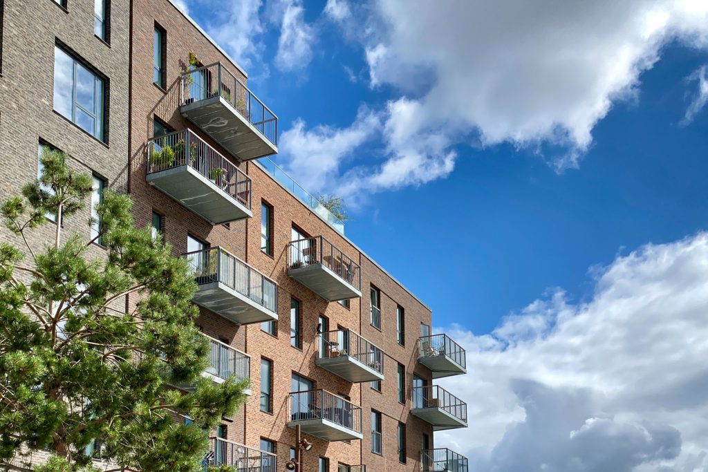 Brampton rent higher than Ontario average as province-wide price drops 5%: report