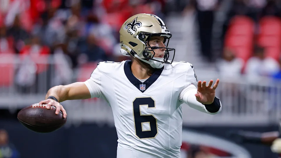 ATLANTA, GEORGIA - JANUARY 4: Tyler Shough #6 of the New Orleans Saints rolls out to pass during the first quarter against the Atlanta Falcons at Mercedes-Benz Stadium on January 4, 2026 in Atlanta, United States. (Photo by Todd Kirkland/Getty Images)