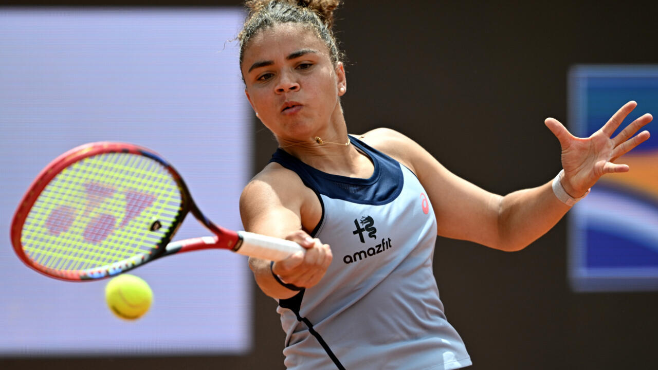 Paolini begins Italian Open title defence by battling past Jeanjean