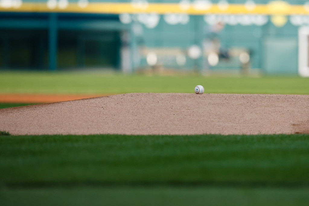 Buzz Capra Passes Away - MLB Trade Rumors