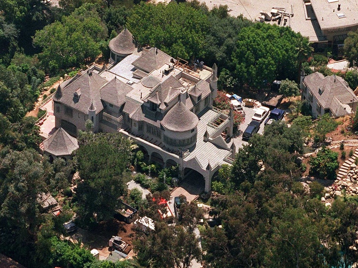 sub johnny depp castle getty