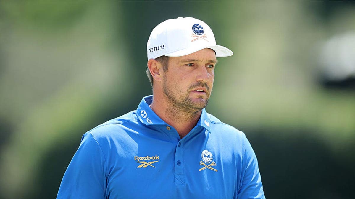bryson dechambeau liv golf