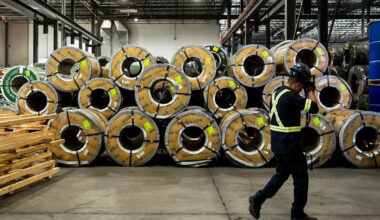 Ottawa gives billion-dollar lifeline to steel and aluminum sectors as Trump tightens tariffs