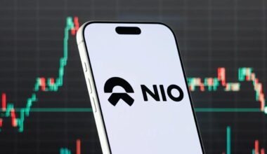 NIO Stock Rises Premarket: EV Maker Pulls In NBA Icon Yao Ming Ahead Of New ES9 SUV Launch