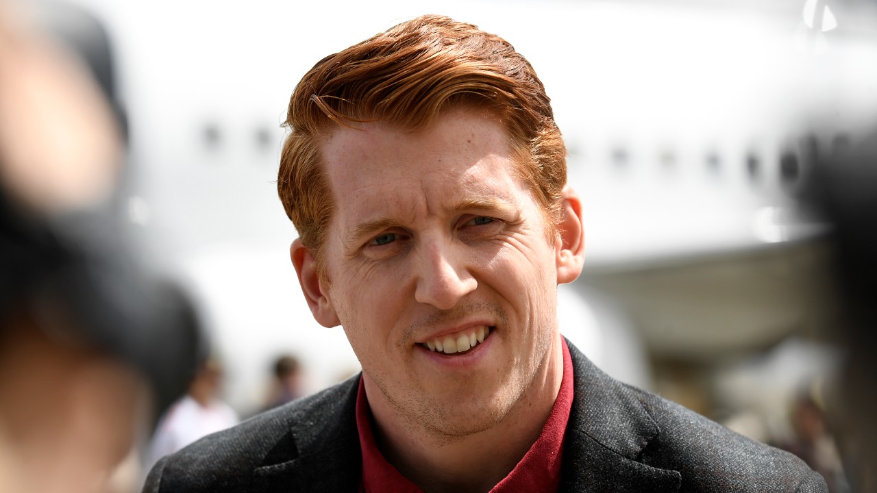 Maple Leafs make initial contact with Denver coach David Carle