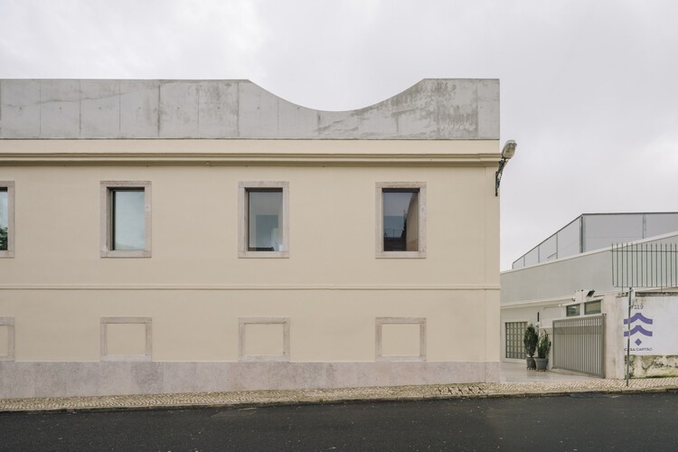 Casa Capitão / Miguel Marcelino - Exterior Photography, Concrete