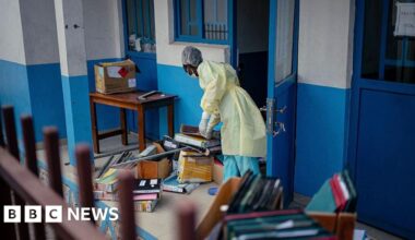 American contracted Ebola in Democratic Republic of Congo, CDC says - BBC