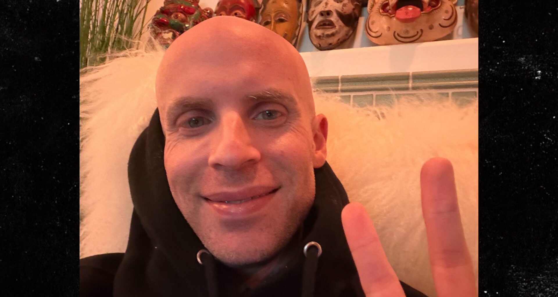 'RuPaul's Drag Race' Star Katya Returns Home After Being Hospitalized