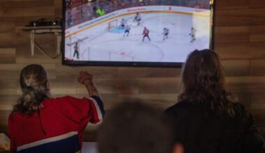 Hockey fever reaches those in Montreal shelters