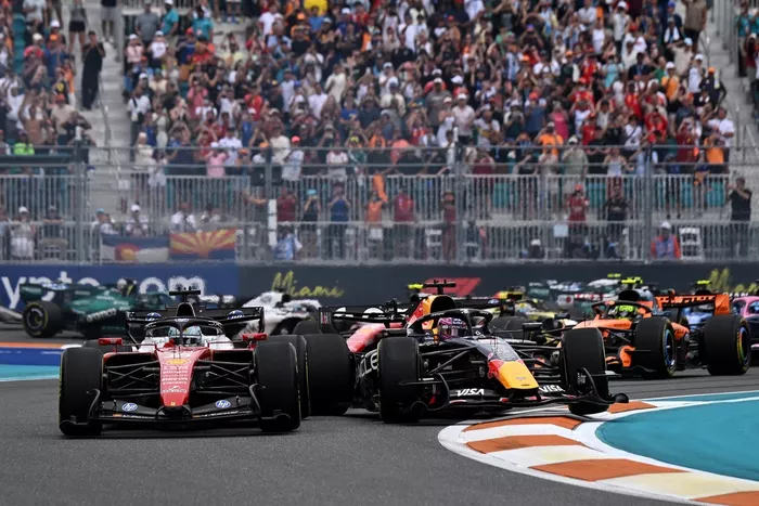 Charles Leclerc, Ferrari, Max Verstappen, Red Bull Racing