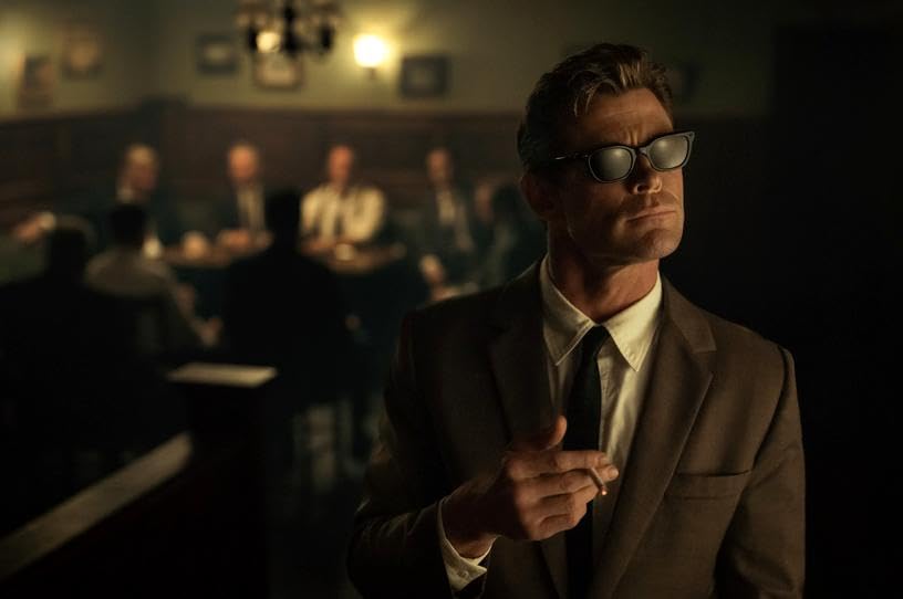 Chris Hemsworth Kockroach