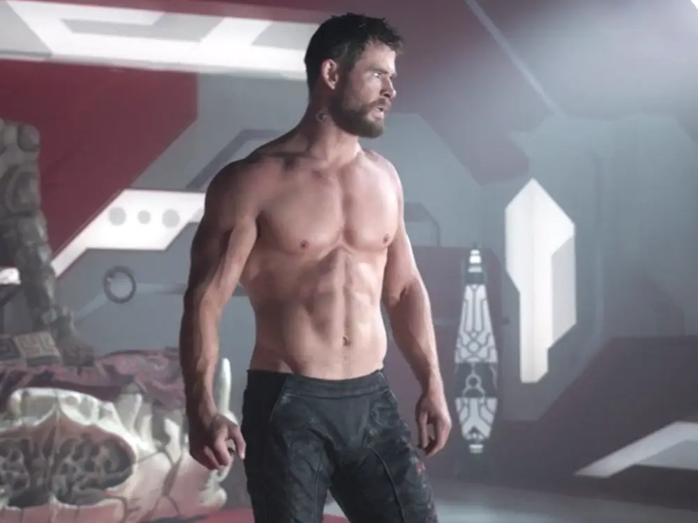 Chris Hemsworth Thor Ragnarok Muscles