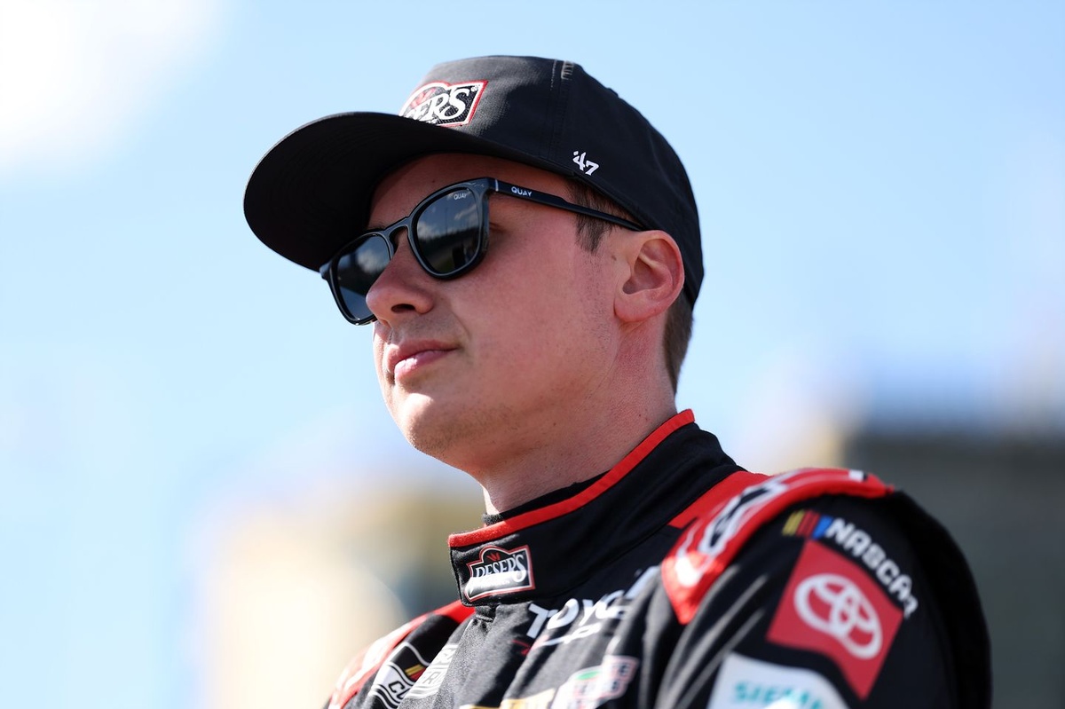 Christopher Bell wrecks from lead in Stage 1 at Texas, ending his race