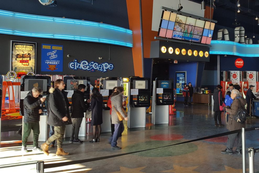 cineplex canada