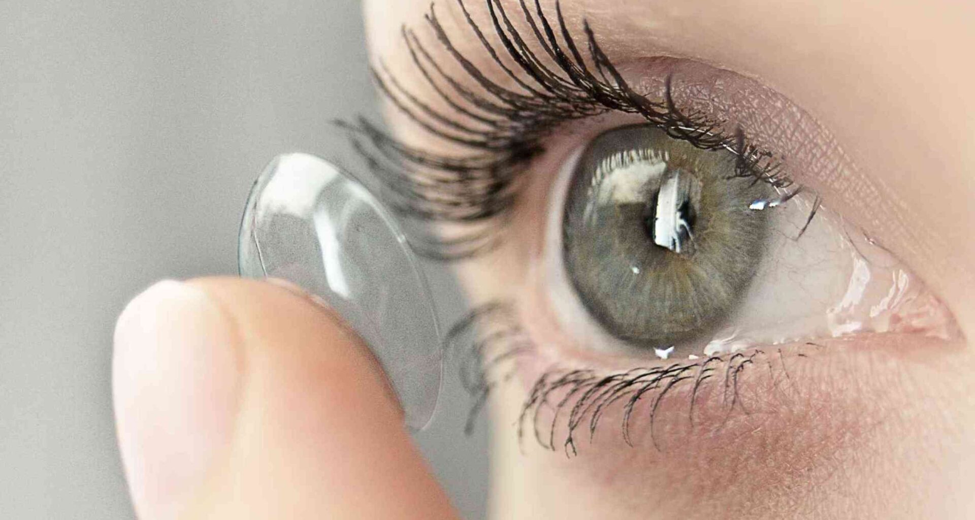 Contact lenses may treat depression by sending tiny signals through the eye