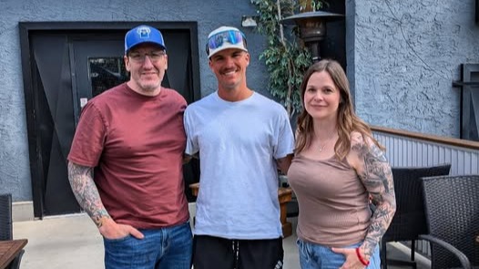 Cross-country trek for mental health leads Ontario man to meaningful connection in Medicine Hat
