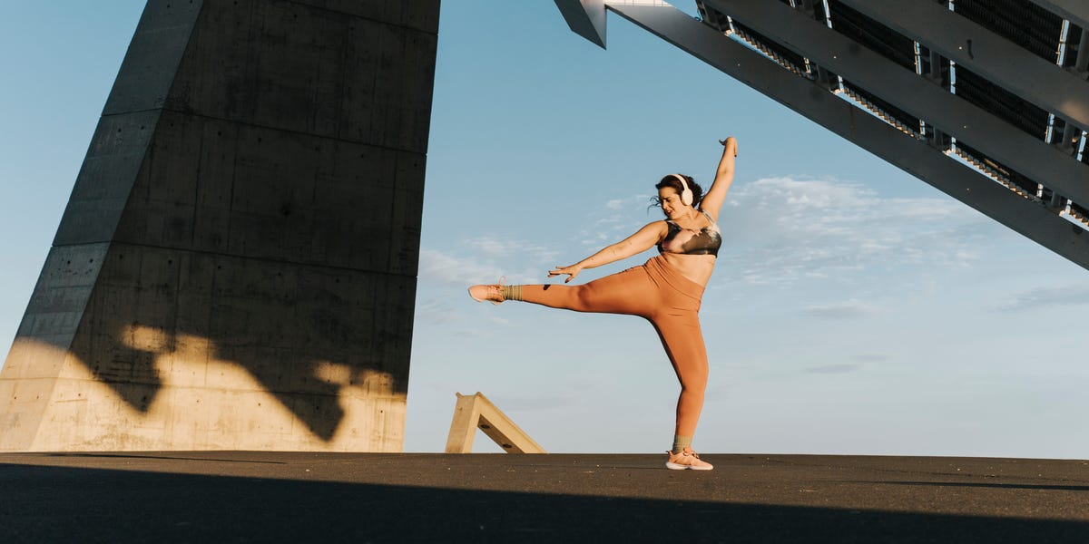 Why Fitness Can Stop a Panic Attack, According to a Therapist