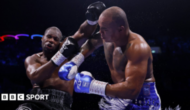 Daniel Dubois and Fabio Wardley exchange punches