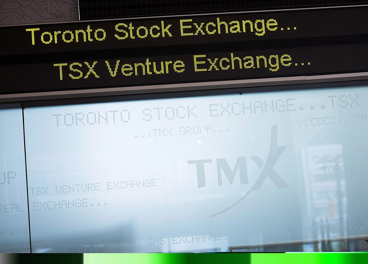 S&P/TSX composite ends more than 400 points lower, U.S. stock markets also fall