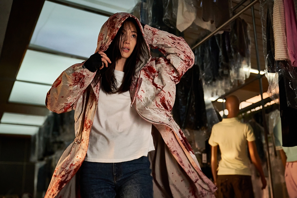 Malaysia catches ‘Colony’ fever as Yeon Sang-ho’s zombie thriller tears past RM3.3m in three days (VIDEO)