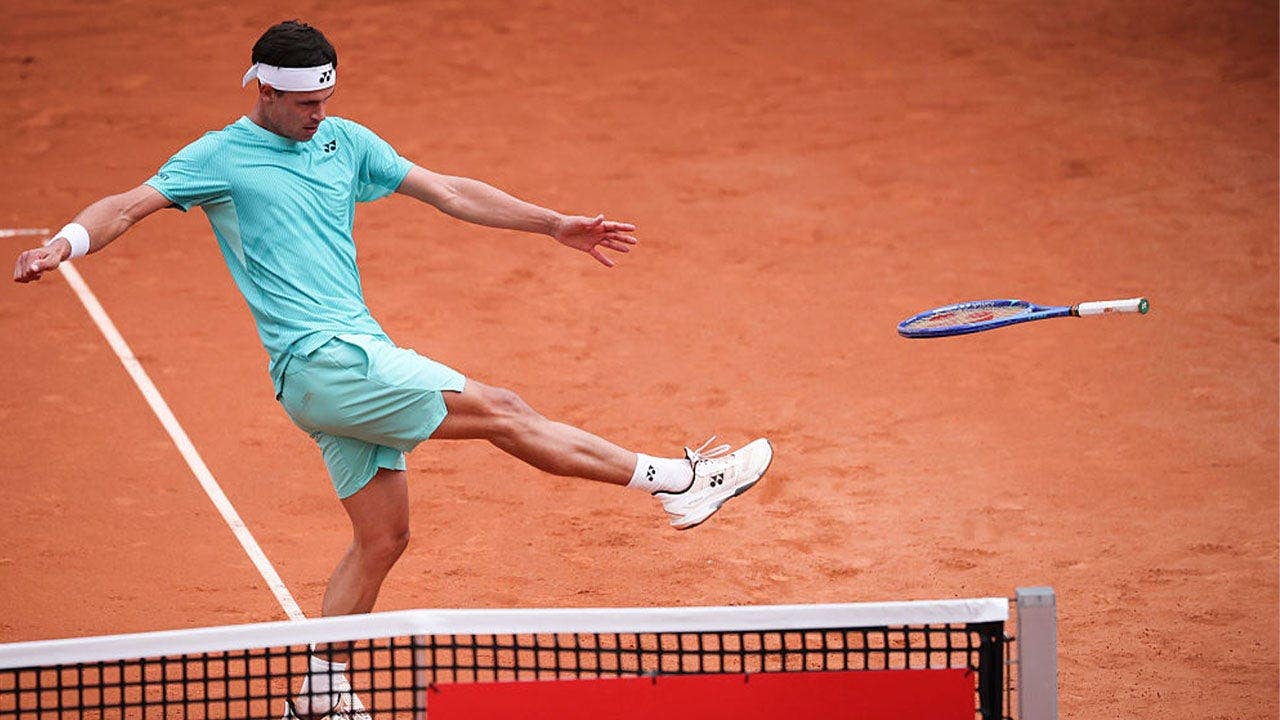 Tennis player Daniel Altmaier punts racket into crowd, shockingly avoids disqualification