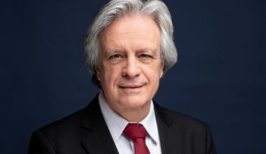 Daniel Rochefort professional headshot