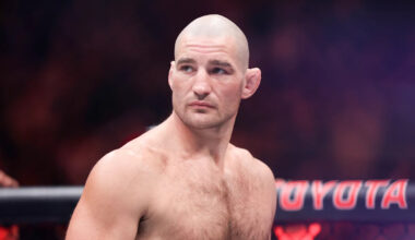 Chael Sonnen: Sean Strickland is UFC's 'last hope' from 'having to watch [Khamzat] Chimaev' with the belt