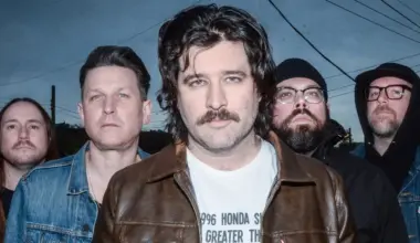 Dead Tired (Alexisonfire) Premiere "Edge Of Entropy" From Their New Album "Hornets Of Fall"