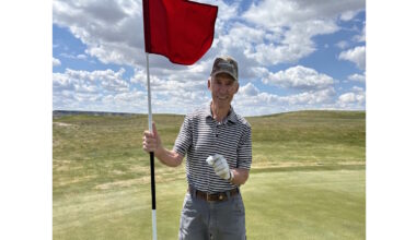 83-year-old golfer sinks ace at Sask Landing Golf Resort - SwiftCurrentOnline.com
