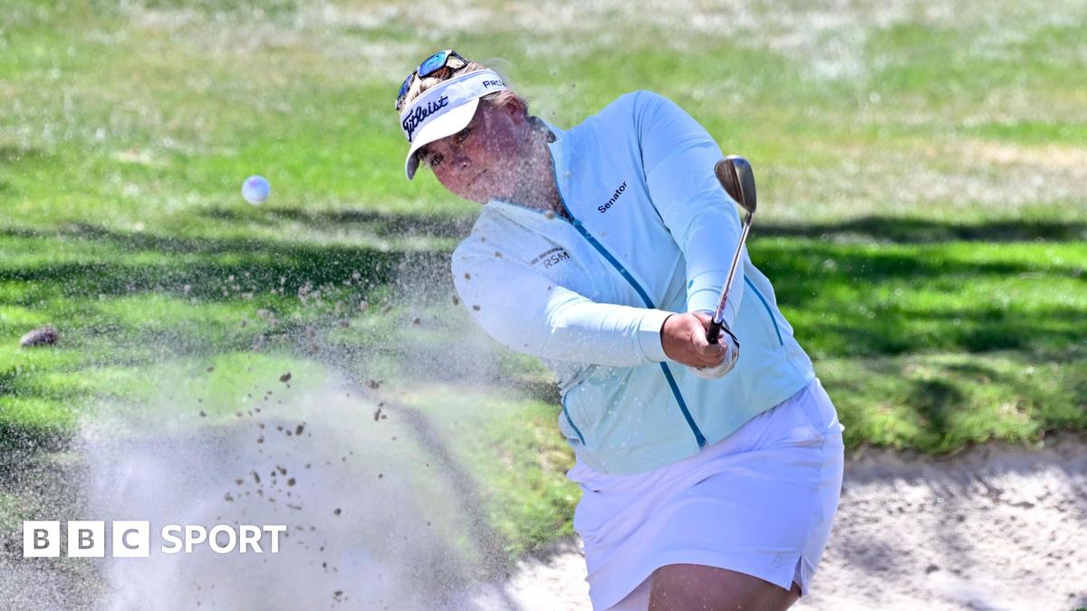 Alice Hewson plays from a bunker