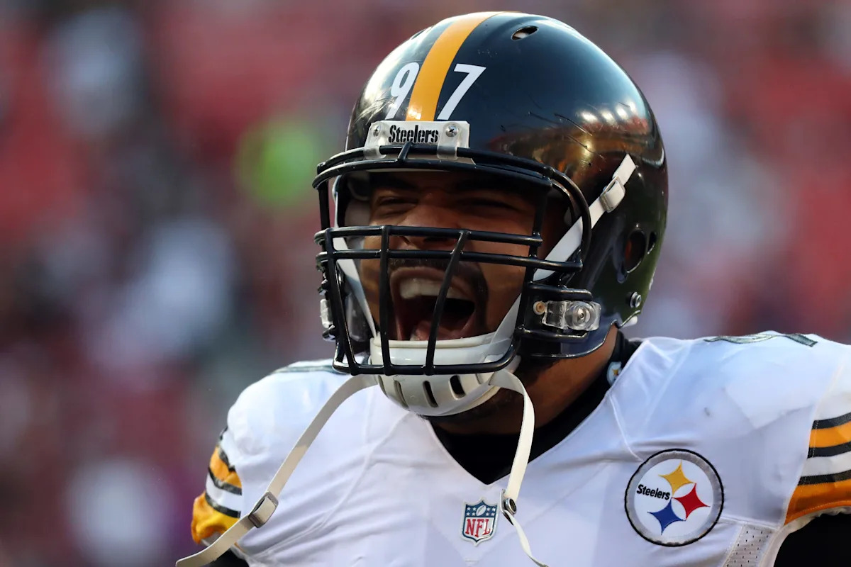 Steelers disrespected in new win-total projection for 2026 NFL season