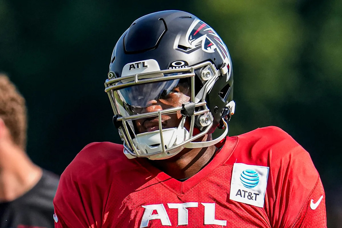 NFL world reacts to Michael Penix Jr. throwing at rookie minicamp