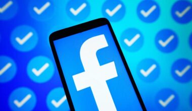 Free Facebook Blue Badge Offer Is A Trap—Don’t Fall For It